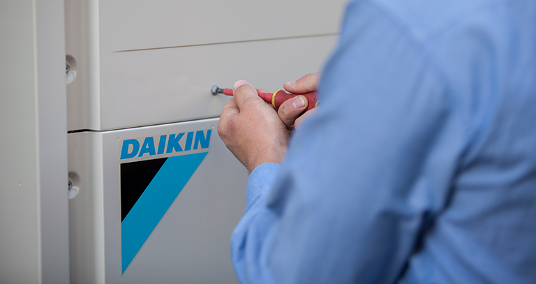 Daikin KeputusanYangTepat Kapan Waktu yang Tepat untuk Servis AC_1
